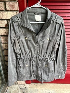 SO woman’s grey medium utility jacket